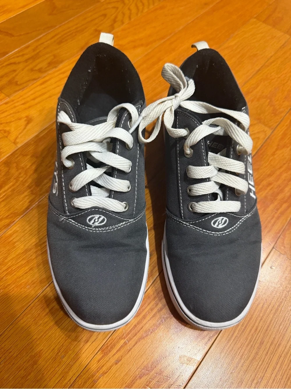 Vintage Heelys Black White Skate Shoes With Wheel Size 7
